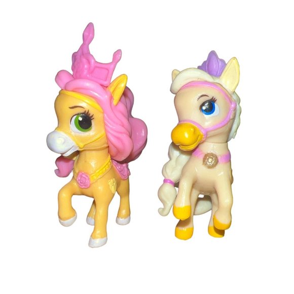 Lot Of 2 Disney Palace Pets Mini Horses Whisker Haven Petite & Blondie- Princess - Picture 5 of 6